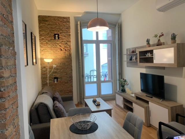 Appartamento Rosa 2 Bedrooms In Center *